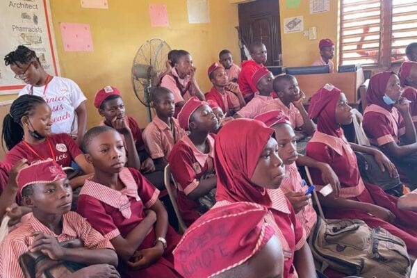 184025770_1347758918932610_4534684430719489961_n