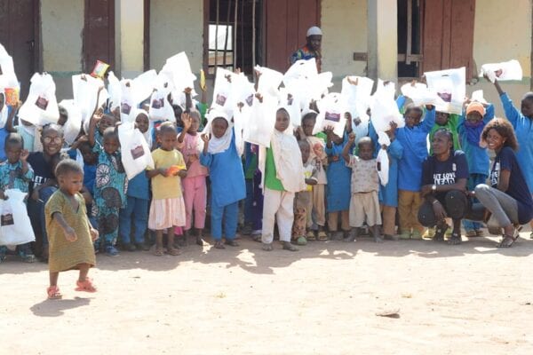 78736166_946141775760995_6354194348229263360_n